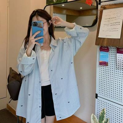 Blau gestreiftes Schleifenmuster Langarmshirt Damen Frühling und Herbst Design Sinn Nische Locker geschnittenes Hemd All-Match Bluse Trend