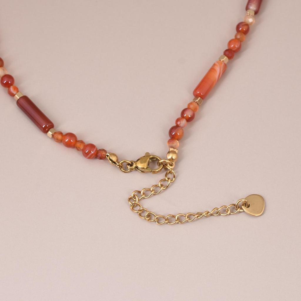 Chic Nanhong Stone Necklace: Women's Luxurious, Stylish, Versatile Choker with High-End Ancient Charm