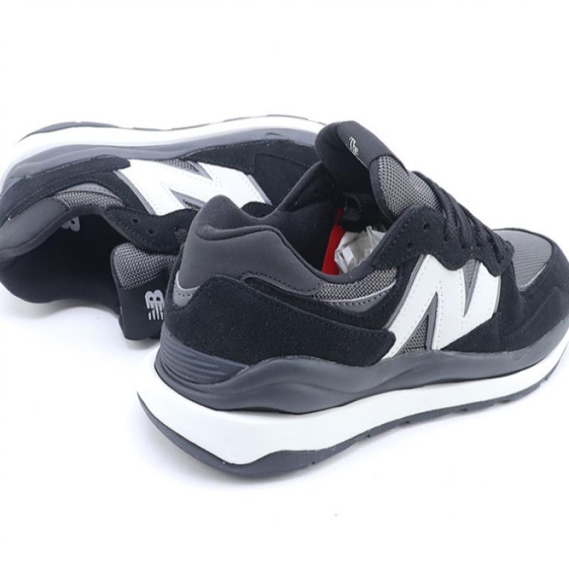 New Balance 5740 Black