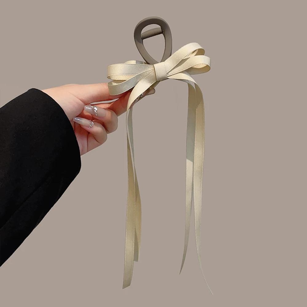 Hepburn-Style Black Double-Sided Bow Shark Hair Clip for Women