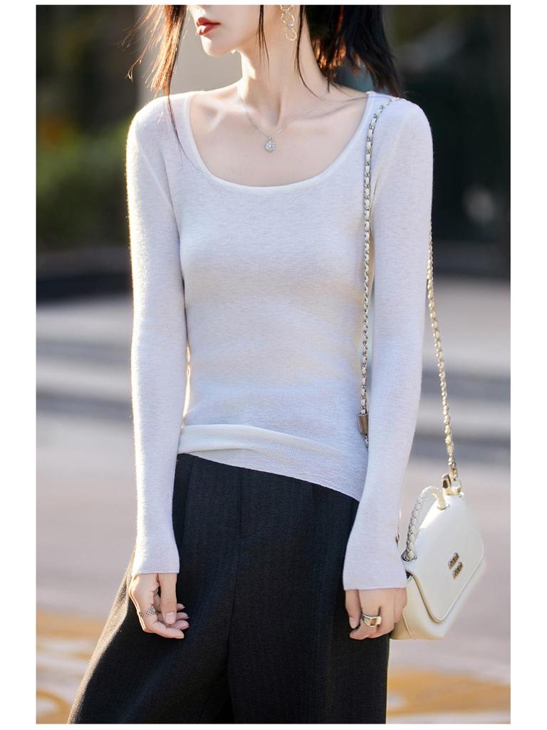 Damen Einfarbiger Schmaler Woll-Cardigan: Einfaches Strickoberteil mit U-Ausschnitt