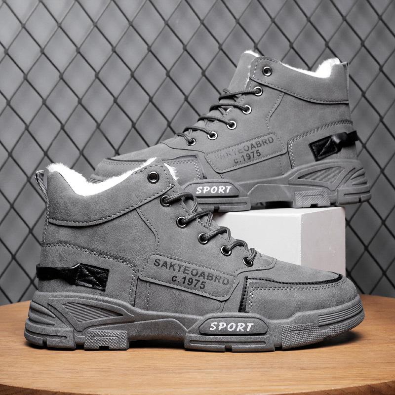 

Cotton shoes Winter men s shoes High top Martin boots Bumblebee tooling boots Large size medium top fashion trendy shoes Men s boots trendy shoes 44