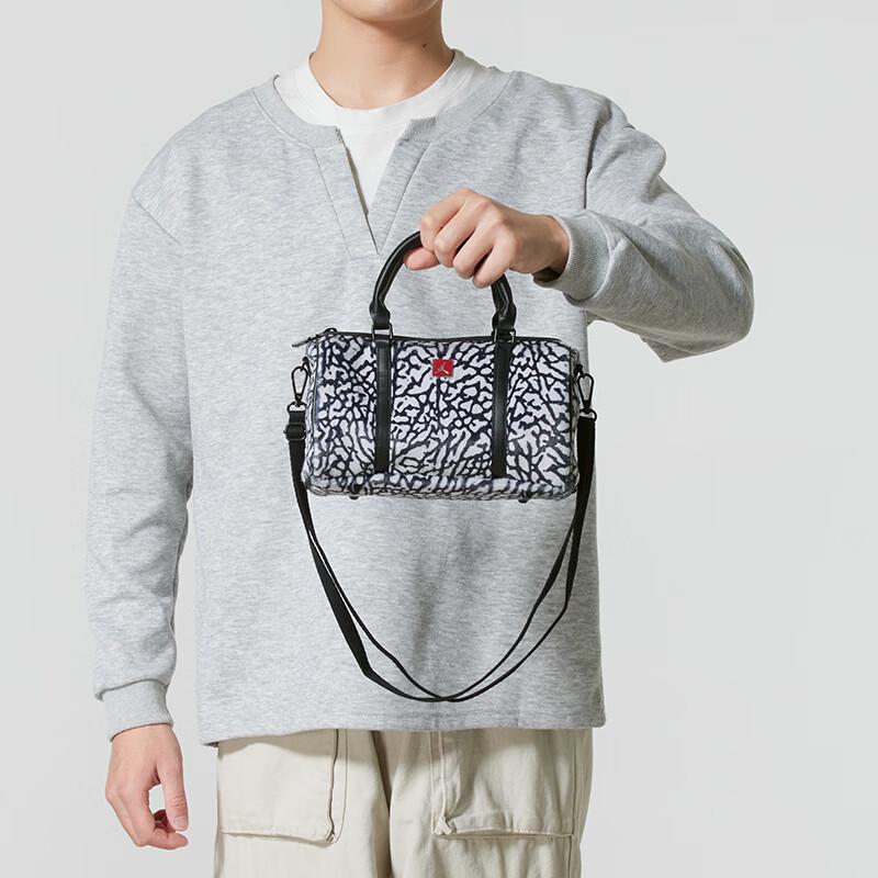

Nike 2411 Crossbody Bag MISC