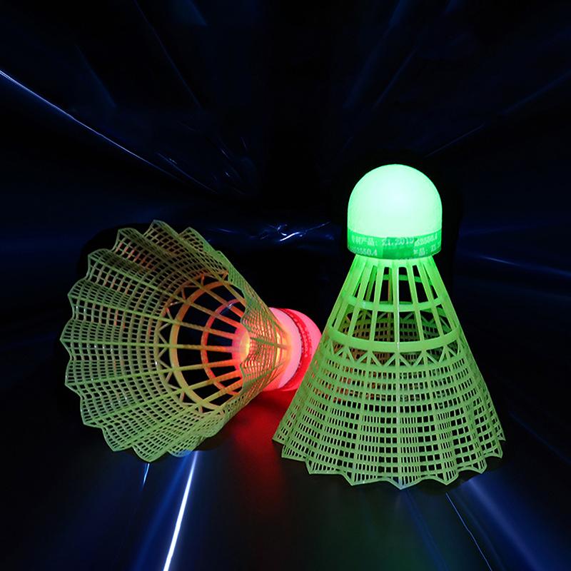 Led Badmintonový míč Svítící Svítící Plastové Badmintonové míčky Barevné osvětlení Míče Sportovní trénink In/outdoor Game