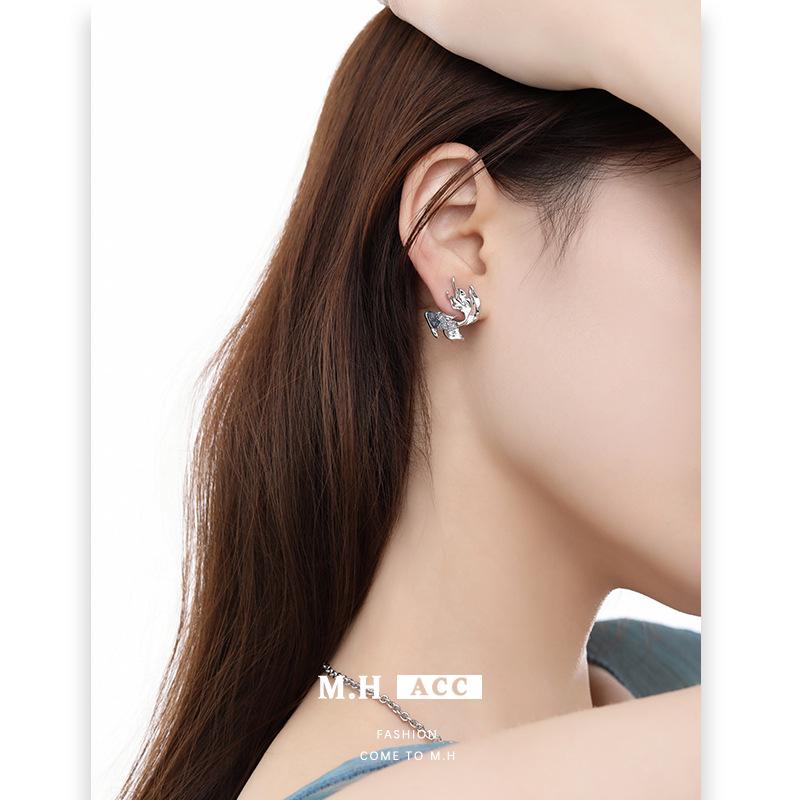 Cool-Toned Blue Gradient Goldfish Earrings - Korean Style, High-End, Fresh, Unique Fashion