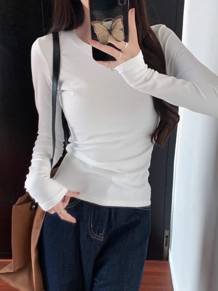 Spicy Girl Slim Fit Long-Sleeve Base Layer Top for Women – Sexy & Flattering