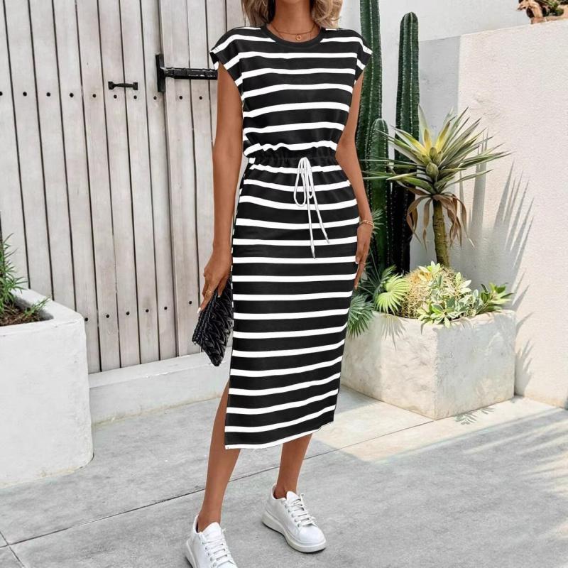 Women's Black and White Striped Slit Round Neck Casual Dress