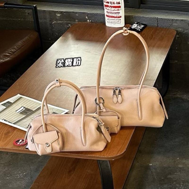 Niche bowling bag women's new versatile handbag large capacity baguette underarm pillow bag