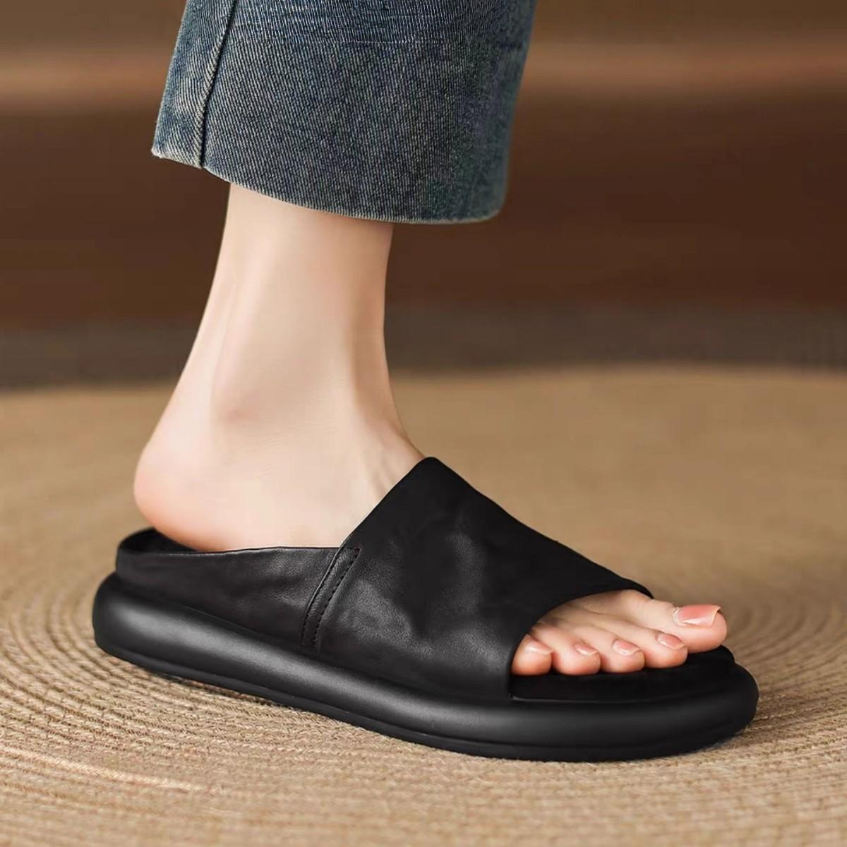 

Lambskin thick-soled slippers for women wear new high-end sense, beautiful and versatile, summer with skirts, cool slippers 40 чёрный