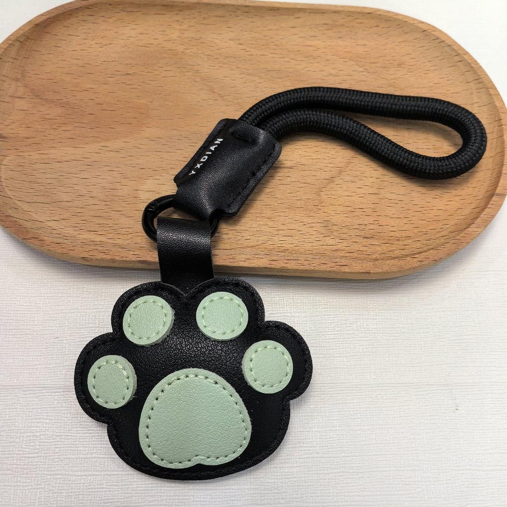 2025 Cute Kitten Paw Keychain: Leather Pendant Backpack Charm & Gift