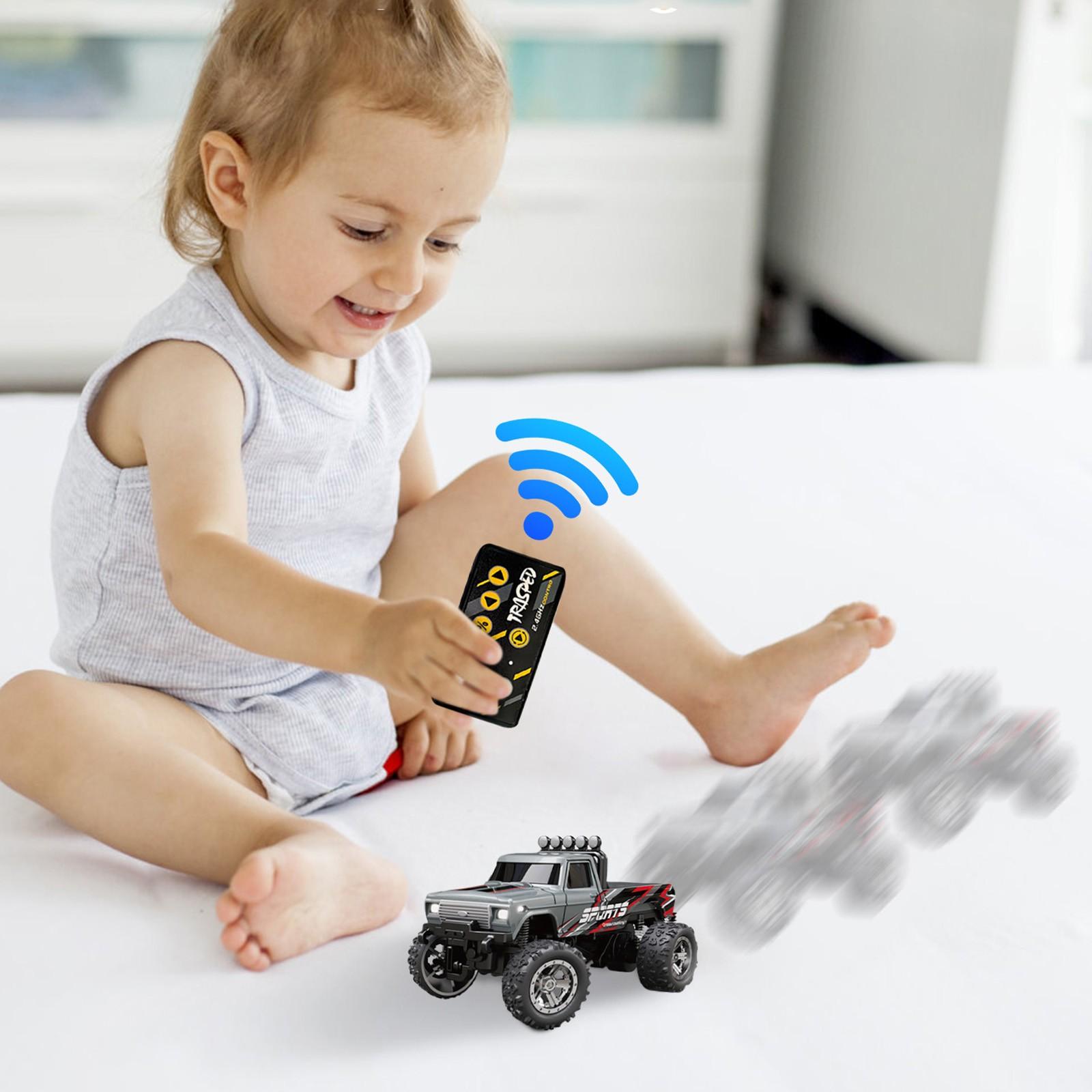 

Радиоуправляемый грузовик, Радиоуправляемый полугрузовик с прицепом, Радиоуправляемый грузовик 1/64 масштаб сплава, 2025 Новый Радиоуправляемый грузовик, 2.4 ГГц пульт дистанционного управления, Для детей Подарки One Size