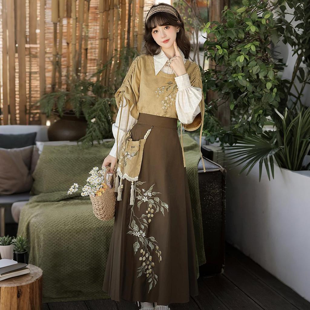 Yi Meng Ge Hanfu Women's Yellow Outerwear and Skirt Set, New Chinese Style 9684