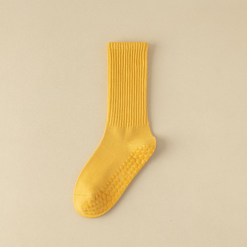 

Yoga Mid-Calf Length Solid Color Shark Pants Indoor Yoga Socks TC2405 yellow