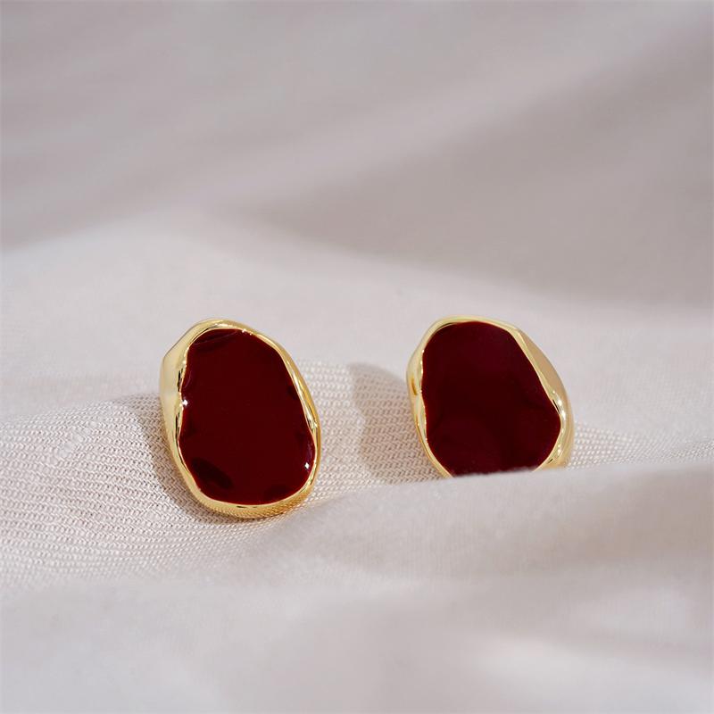 New Trend Wine Red Enamel Women's Stud Earrings Geometric Statement Female Small Earrings Unique Design Unusual Earrings