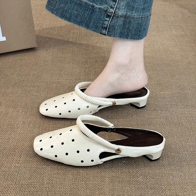 Fashion Elegant Retro Hollow Breathable Square Head Casual Sandals for Women 2025 Summer New Fashion Comfortable Versatile Half Slippers
