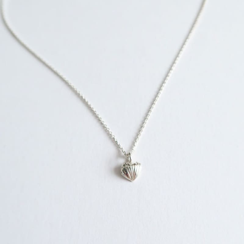 DOL Heart Shell Necklace