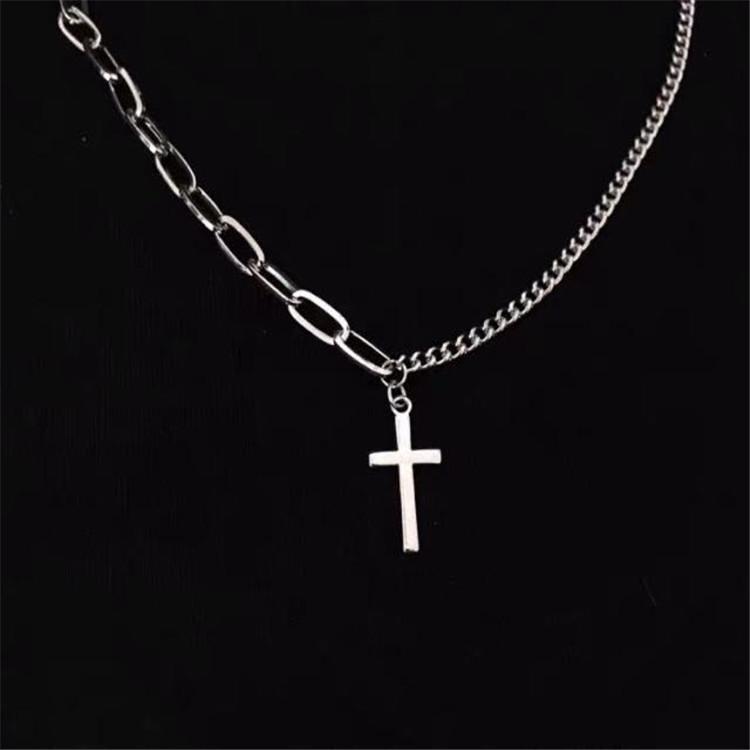 C205 Korean Version Asymmetric Cross Necklace Hip Hop Simple Pendant Collarbone Chain Versatile Neck Chain Trendy Unisex