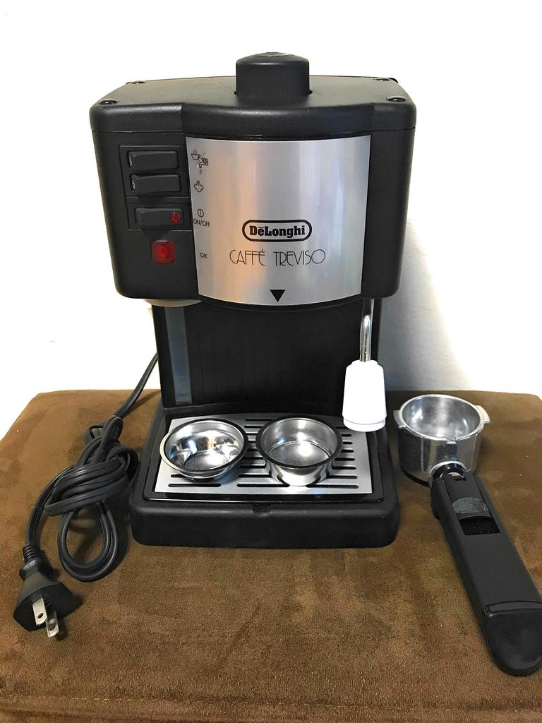 DeLonghi Cafe Treviso Espresso/Cappuccino Maker BAR14N