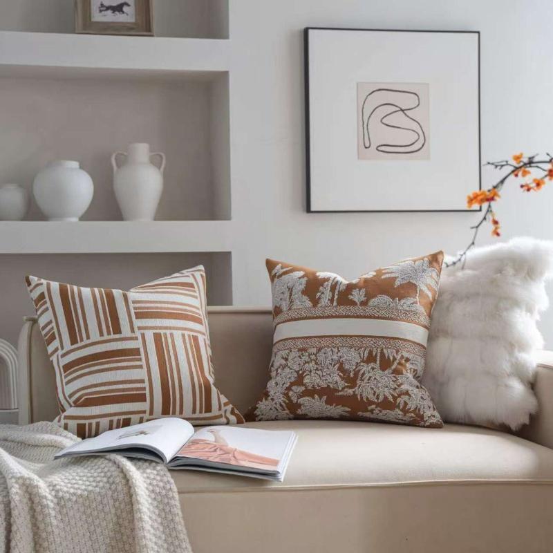 New Oat Color High End Geometric Jacquard Cushion Cover Double-Sided Modern Light Luxury Pillow Covers Decorative Decor Home
