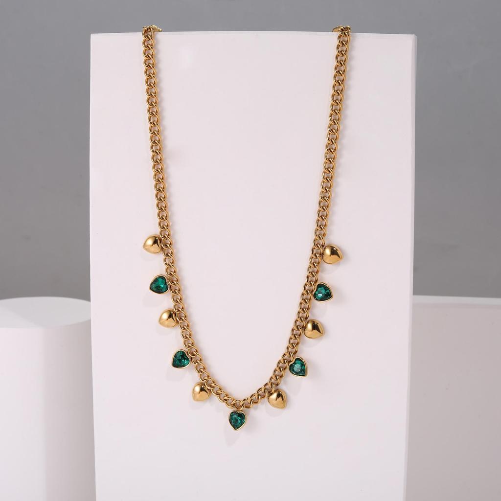 18K Gold Plated Colorful Heart Rhinestone Necklace - European & American Trend, Stainless Steel, Women's Light Luxury Fashion Accessory.