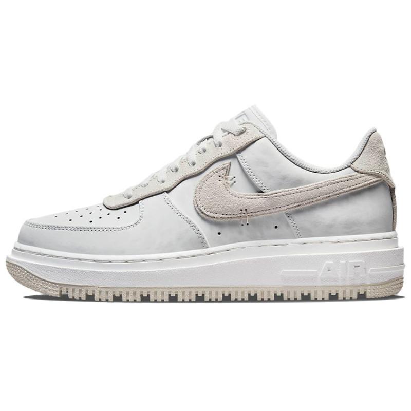 Nike Air Force 1 Luxe 'Triple White' Sneakers DD9605-100