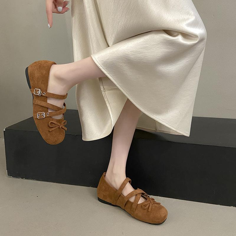 Francuskie buty damskie na koturnie w stylu retro z okrągłym noskiem, nowe na jesień 2025, baleriny Mary Jane w panterkę, buty damskie