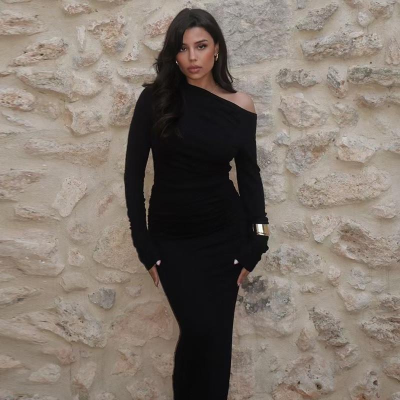 Sexy Young Woman Dress With Spliced Milk Silk Fabric And Pleated Long Sleeves For Casual Autumn Wear