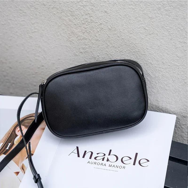 

New Female Luxury Small Square Handbags Women s Cow Leather Crossbody Phe Bag Ladies Retro Cowhide Leisure Shoulder Bags 20x5x13cm чёрный