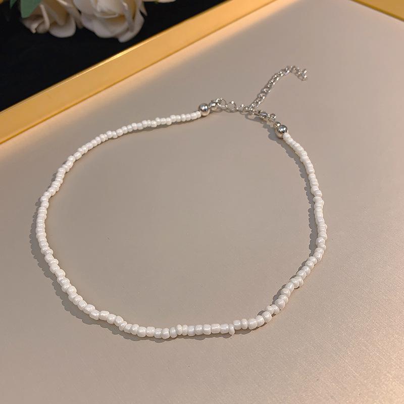 Baroque Pearl Necklace Women's Niche Light Luxury Versatile Love Beaded Collarbone Chain Temperament Pendant Wind