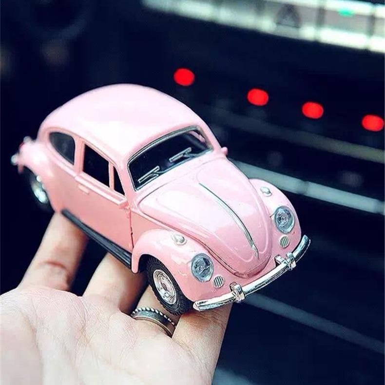 Creative Alloy Car Model Ornament for Interior Decoration