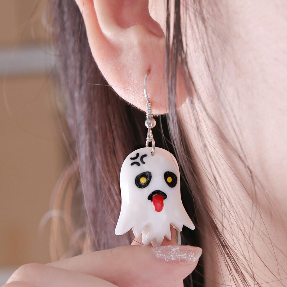 Stylish And Fun Halloween Pumpkin And Bat Earrings Perfect For Girls Celebrating Halloween