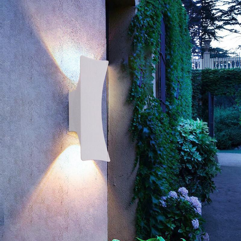 Oeny Versatile LED Wall Lamp