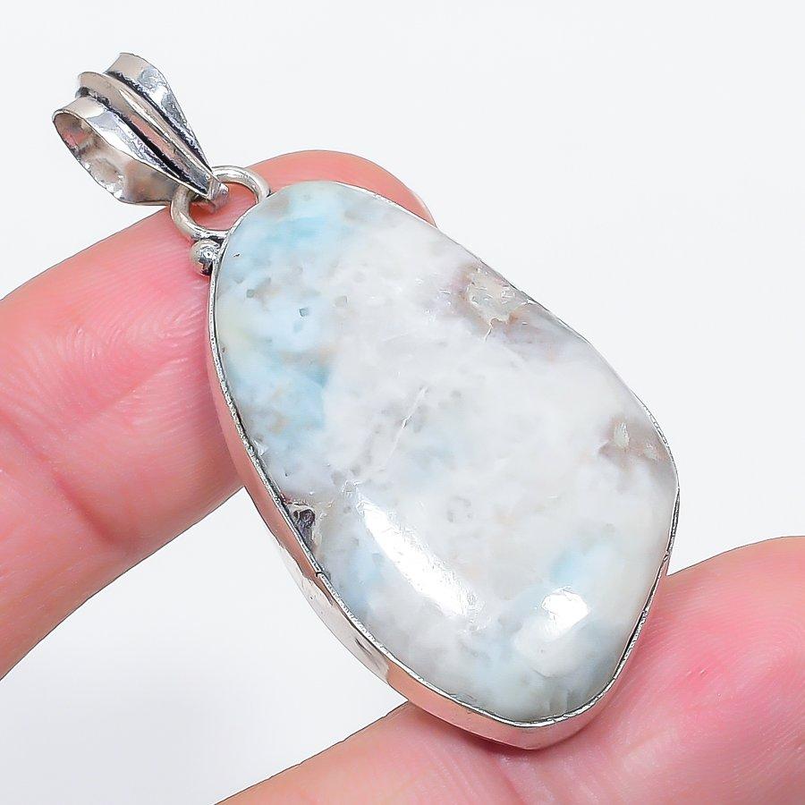 

Натуральный Ларимар Драгоценный камень Ручная работа 925 Стерлинговое серебро Ювелирное изделие Подвеска 2.13 Q6t36