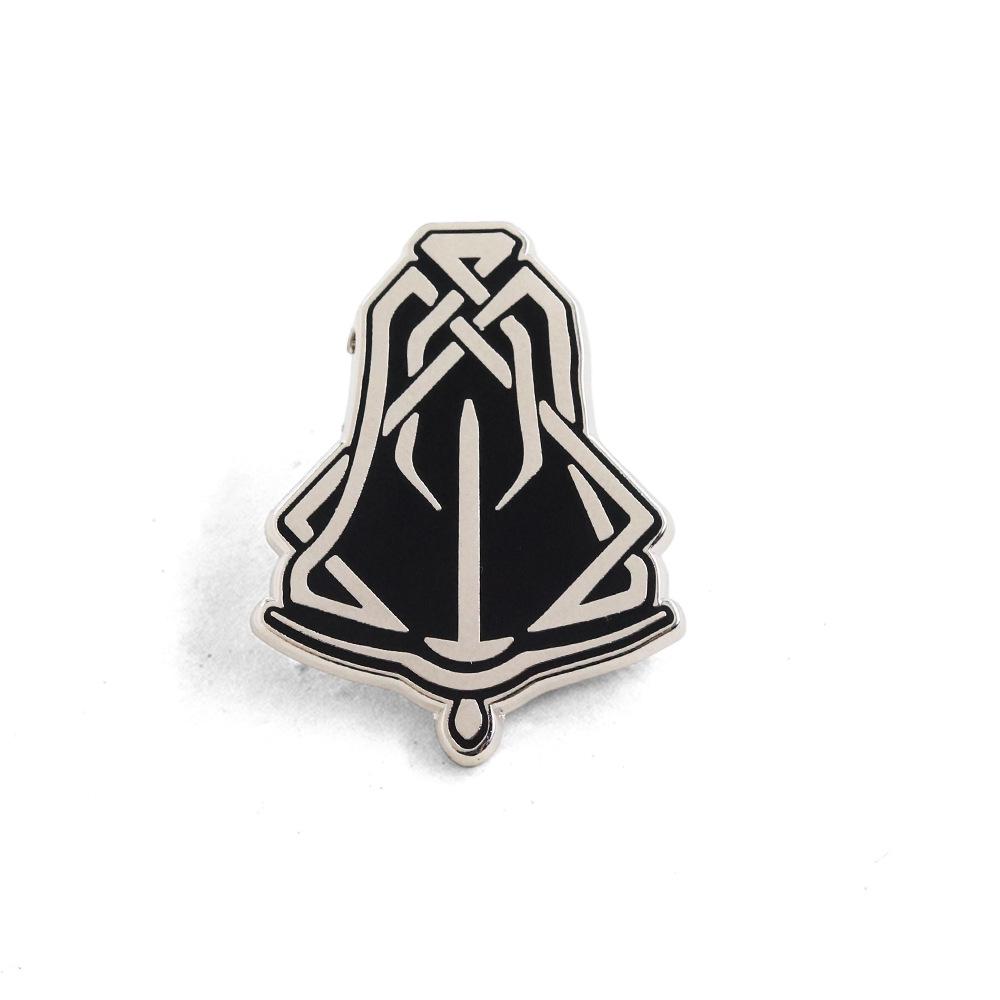 Retro Celtic Knot Badge Brooch - Long Ring Game Logo & Classic Cartoon Merchandise Accessory