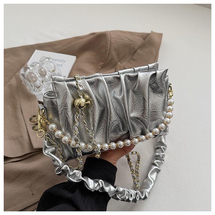 Shoulder bag 2025 new niche pearl portable pleated cloud bag women's small fresh underarm bag casual messenger bag