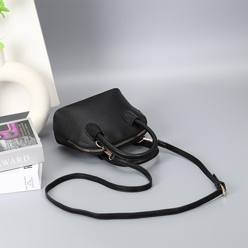 2026 Trendy Shell Bag Korean Niche Design Fashionable Handbag High-end Portable Cross-body Women's