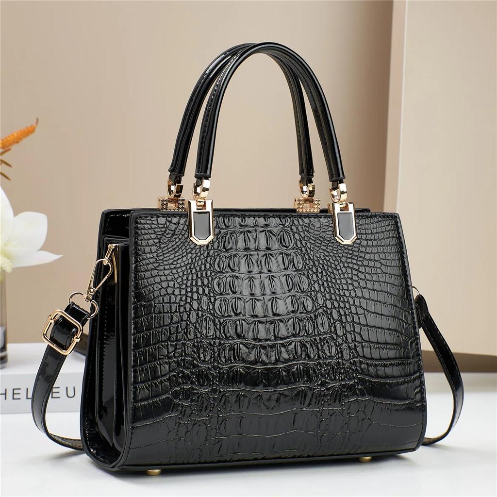 Classic Retro Women Shoulder Bag Large Capacity Crocodile Pattern Crossbody Bag Luxury Brand Designer Handbag Commuting Tote Bag