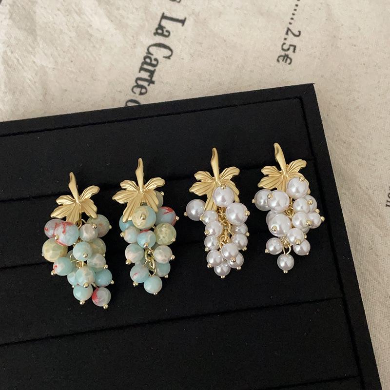 Orecchini a perno retrò francesi con perline a forma di uva: Lussuoso, Trendy e Versatile per Donne