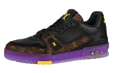 

Кросівки LOUIS VUITTON X Lakers Lv коричневого кольору з монограмою та чорно-фіолетовим принтом 1A8WJ6 43