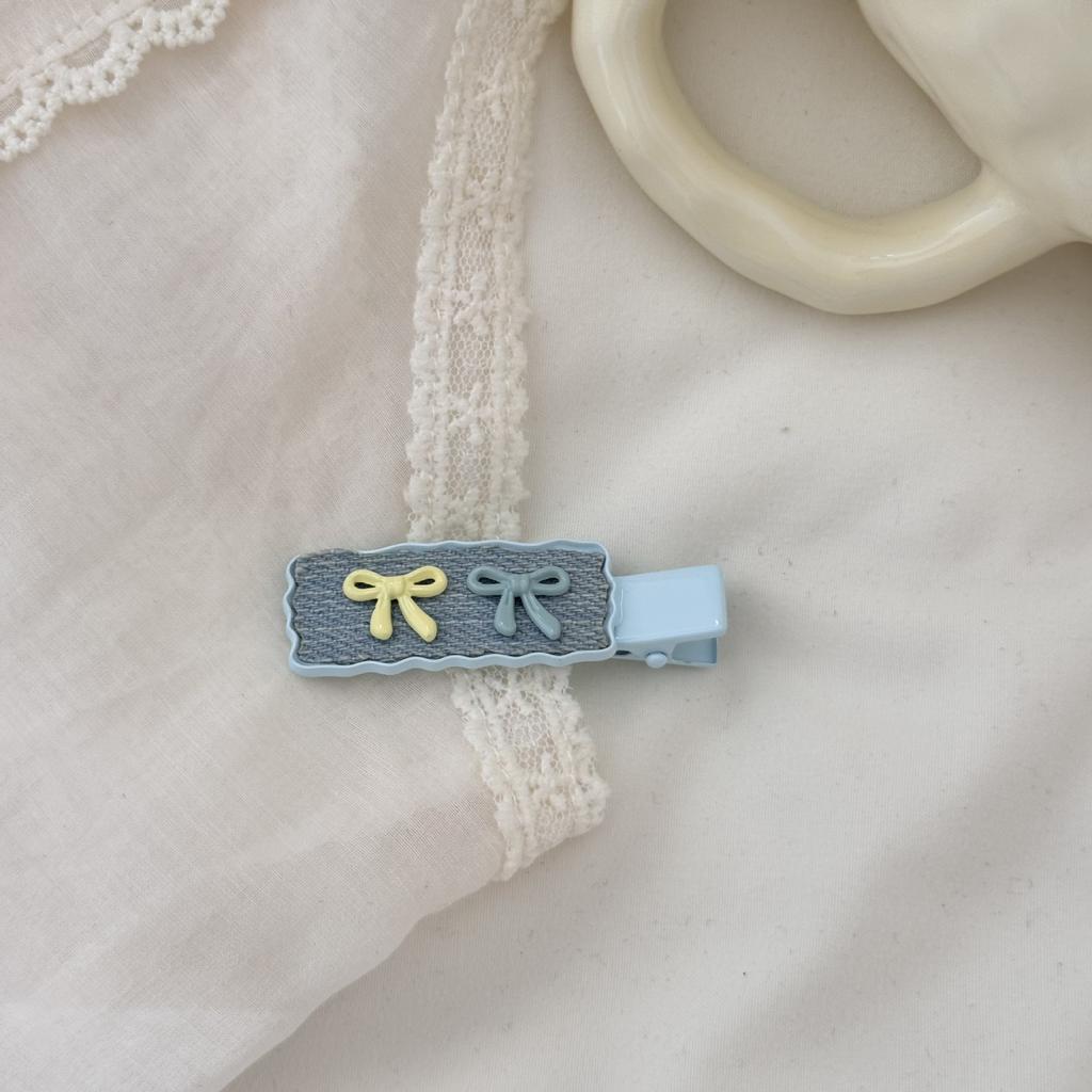 Retro and Fresh Denim Blue Hair Clip Girl's Bow Yellow Side Bang Feel Broken Duckbill Women Girl Hair Accessoires Bow Sweets New
