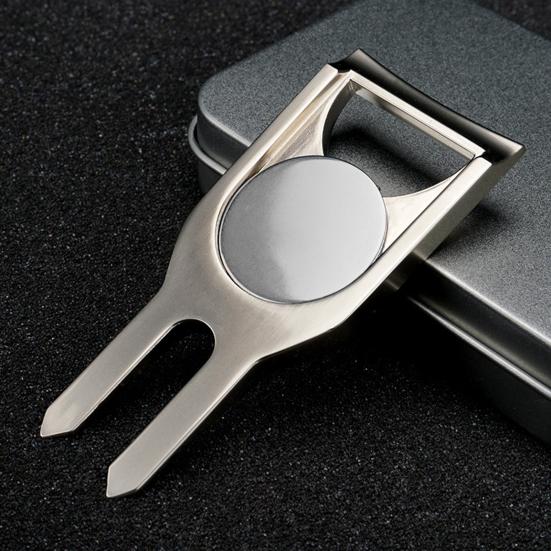 Widelec do naprawy dołków po piłce golfowej Wygodny Praktyczny Metalowy Mały Widelec do Naprawy Boisk Outdoor
