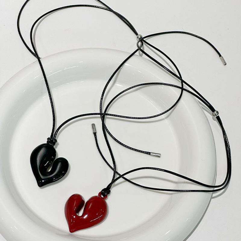 Korean Irregular Love Choker Necklace Trendy Rope Chain Pendant Sweater Necklace Collar For Women Girls Party Jewelry Gifts