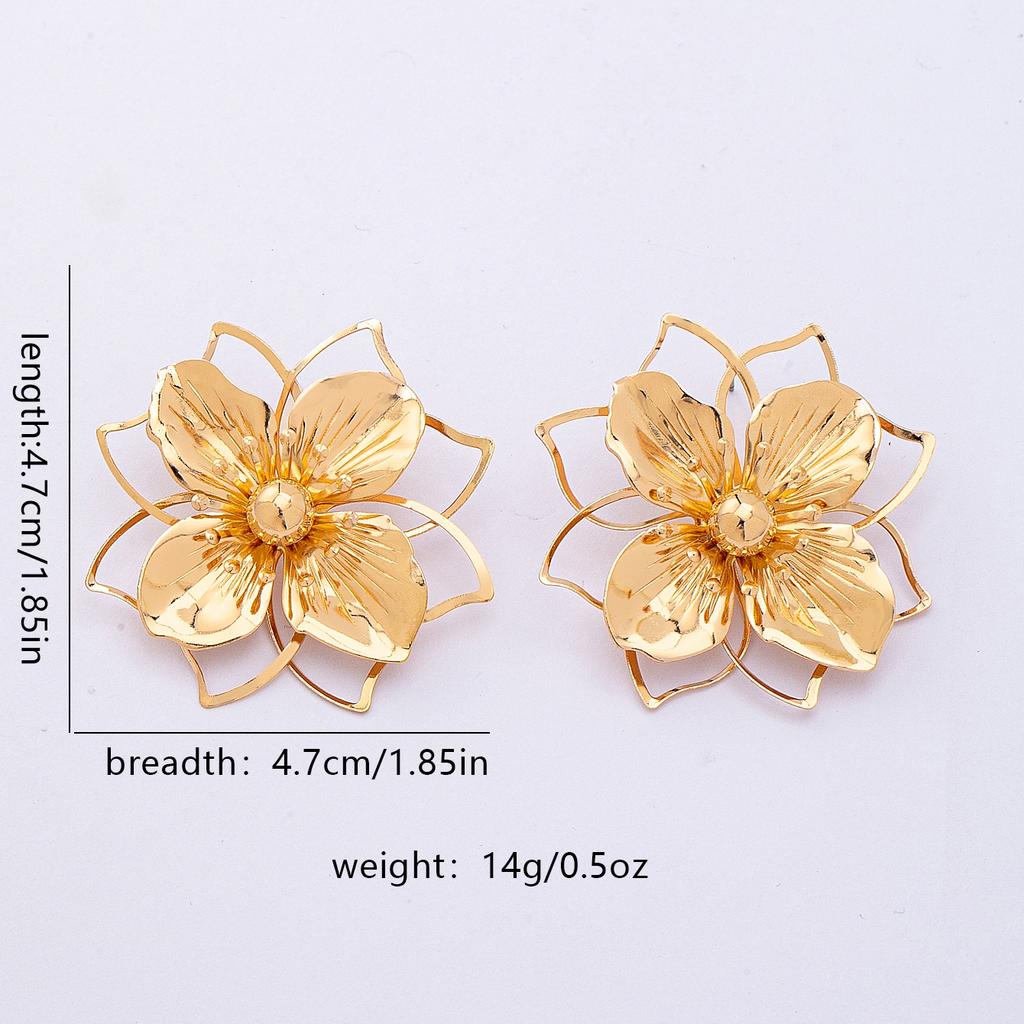 Women's Earrings Women's Hollow Flower Earrings Are Sweet and Romantic, Suitable for Daily Wear and Vacation Wear