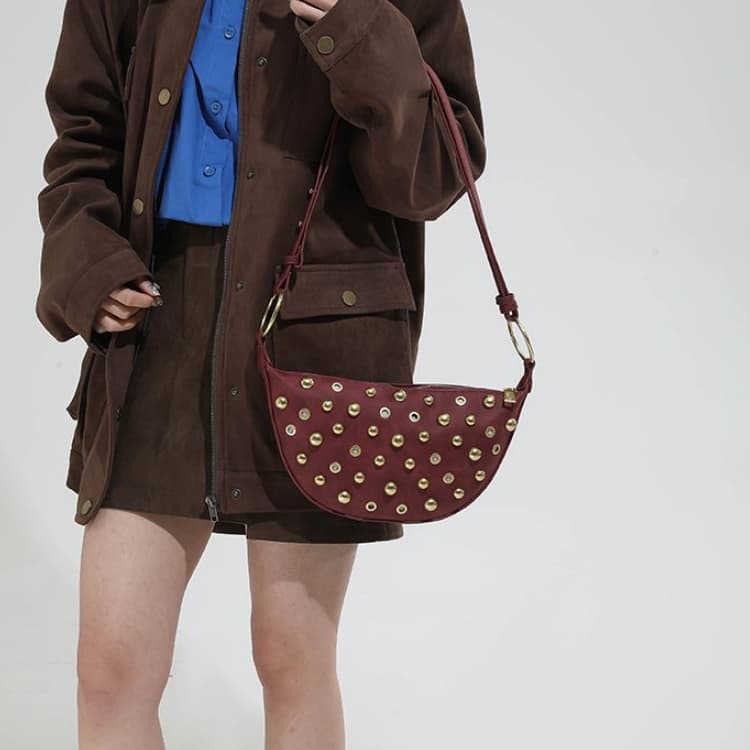Rivet crescent bag women's metal decoration underarm bag