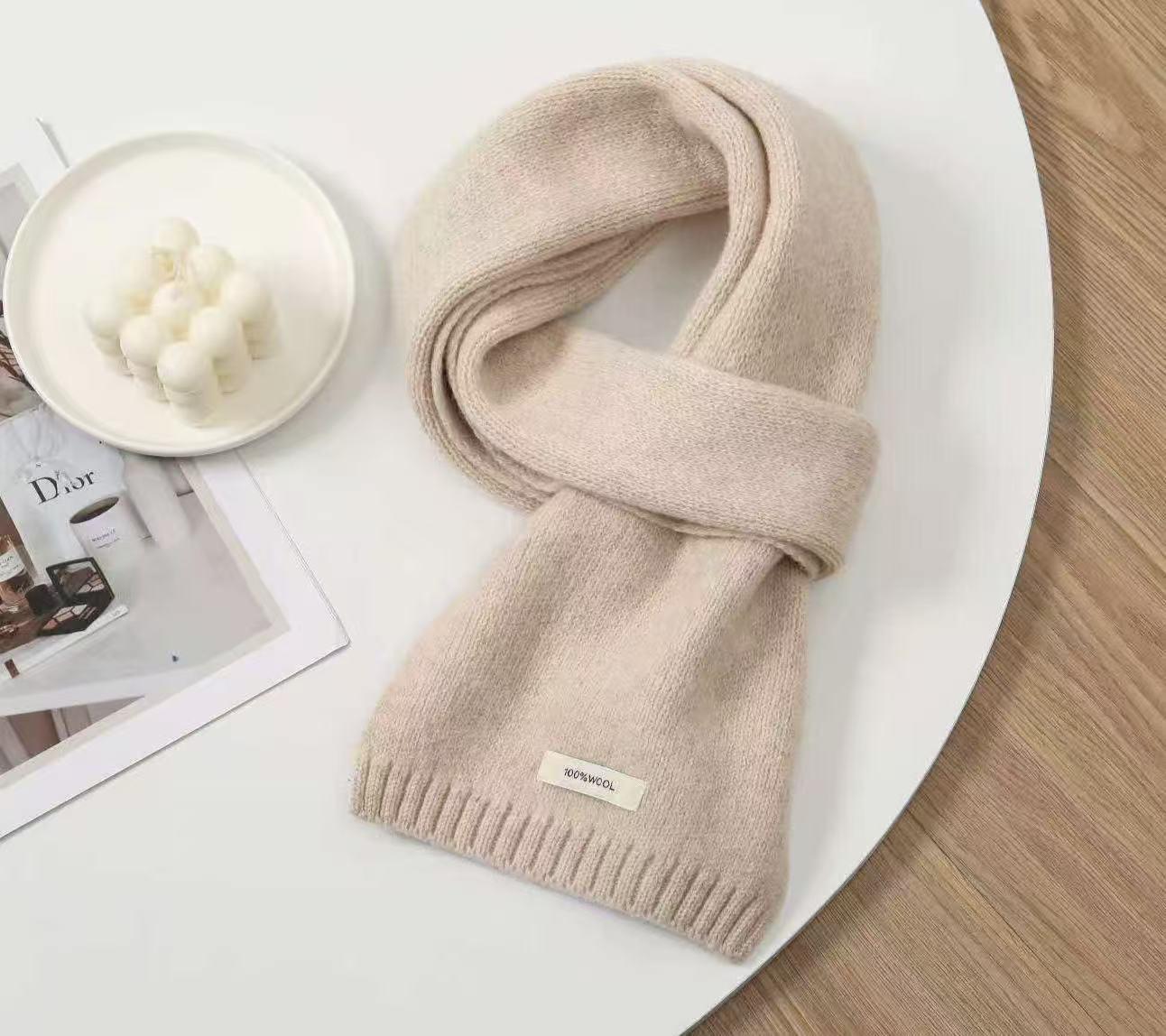 

Очень большой толстый шерстяной шарф для мужчин и женщин - Теплый, однотонный, на ощупь как кашемир, универсальный для осени и зимы 20x160 cm