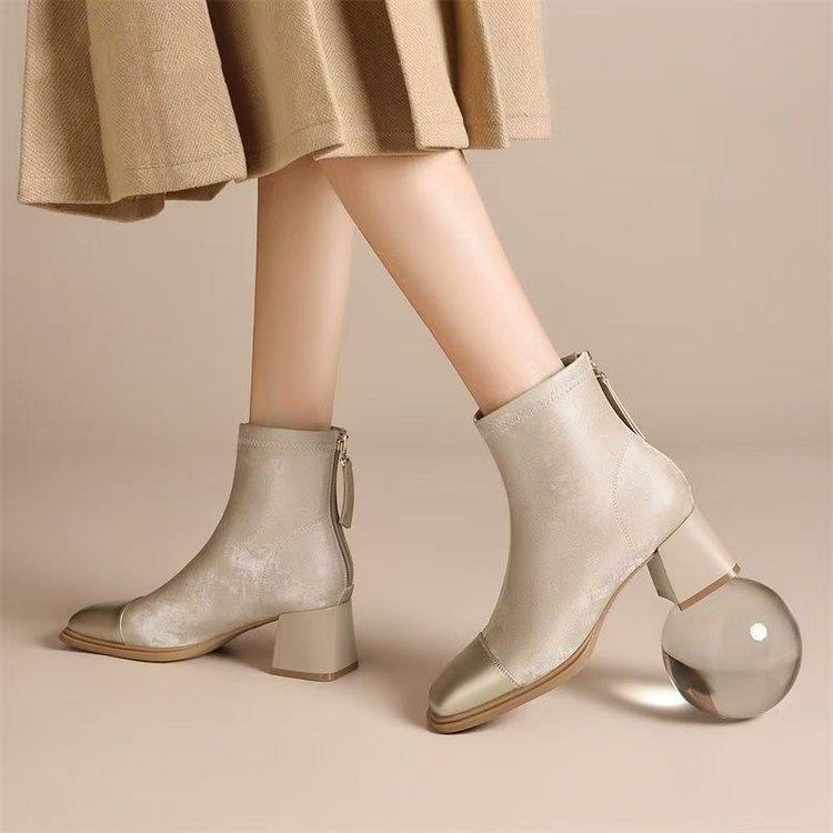 Nationaler Stil dicke Sohle kleine kurze Stiefel Herbst und Winter neue Temperament bequeme einzelne Stiefel quadratische Spitze kleine Lederstiefel