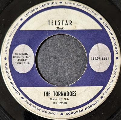 7inch Record TORNADOS - Telstar / Jungle Fever 45LON9561 London Records 1962 US Rock Used