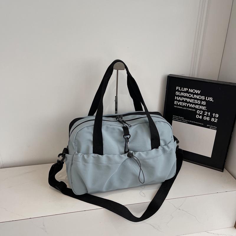 Large-Capacity Unisex Travel Handbag: Lightweight for Short Trips and Fitness