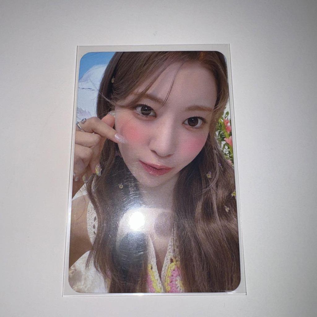 [USED] Lesserafim Antifragile Music Korea Sakura