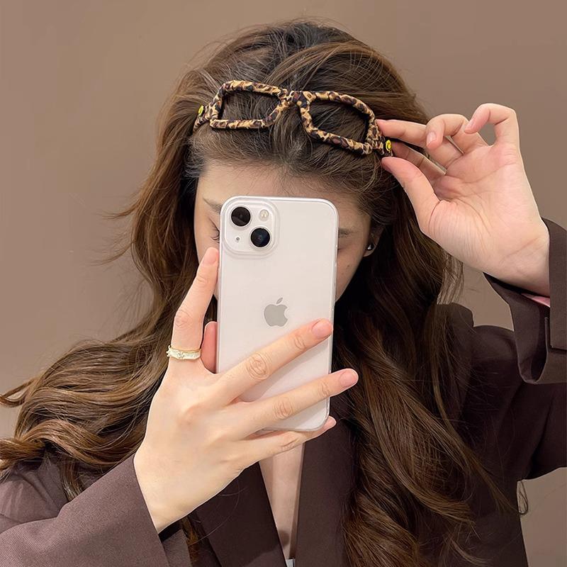 Samt-Stirnband mit Leopardenmuster für Damen - 2024 Modisches und vielseitiges Haaraccessoire